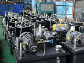 液壓系統成(chéng)品區