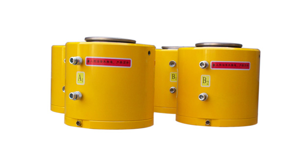 超高(gao)壓液壓(yā)油缸