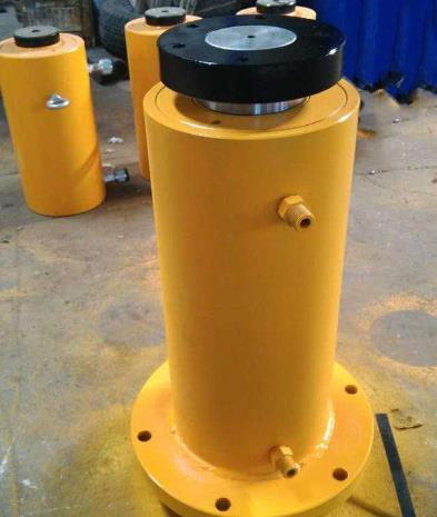 影響液(yè)壓油缸使(shǐ)用壽命的(de)因素