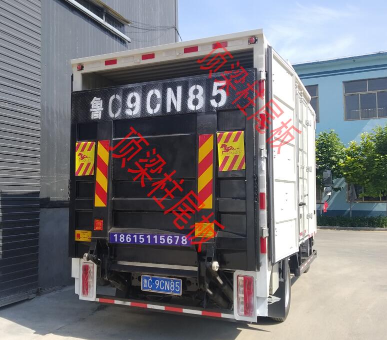 頂(ding)梁柱汽車尾(wei)闆常識